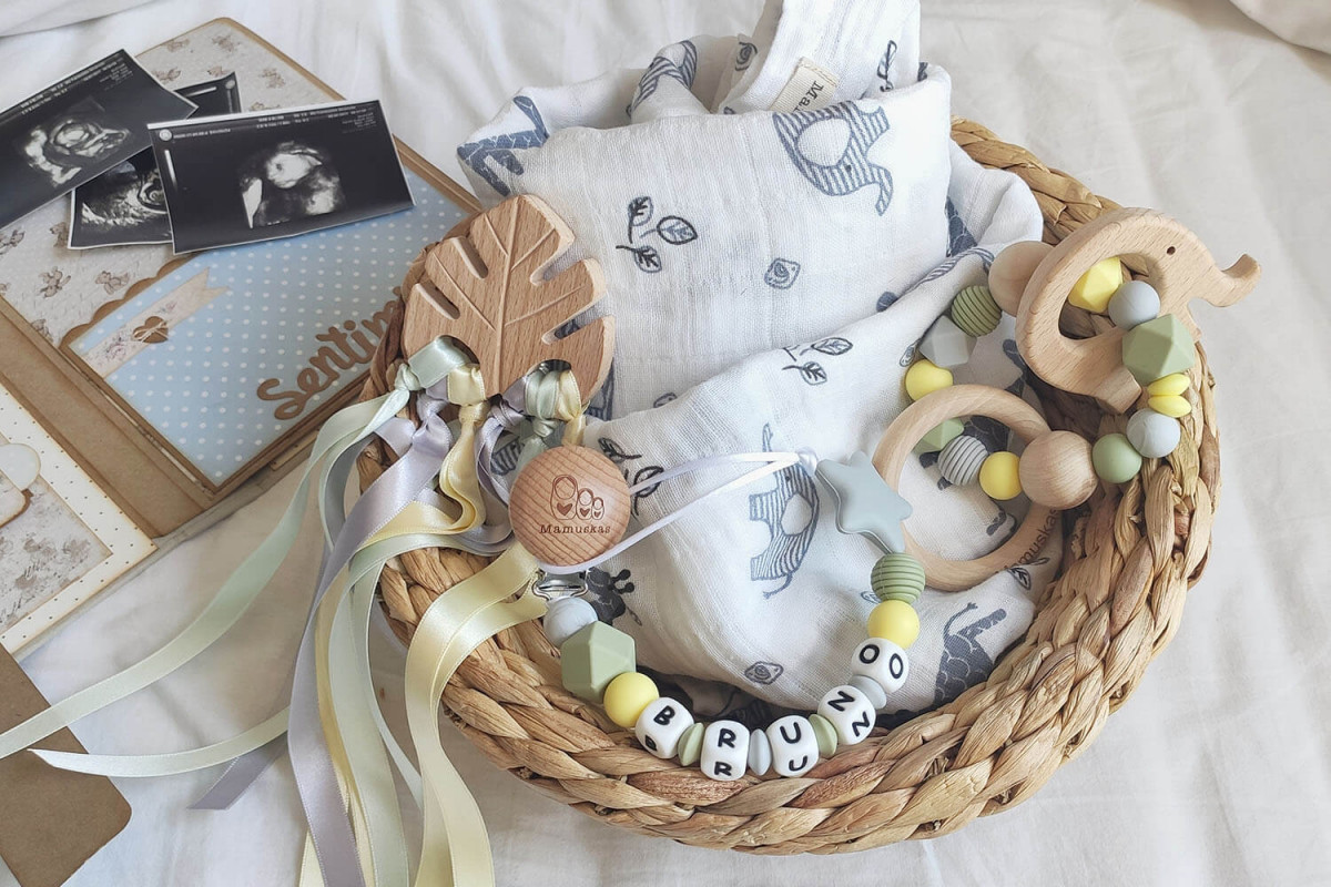 Pack Regalo Oihana - Regalos bebé 50€ - 60€ * Mamuskas - Tu tienda online de regalos para bebés - Los mejores accesorios y detalles únicos para los nacidos, sus mamás